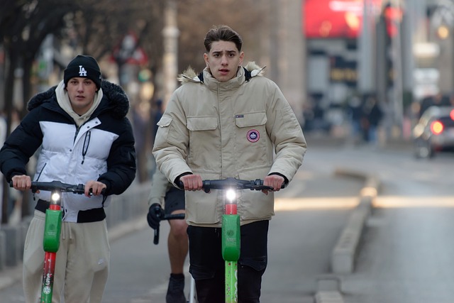 Jazda na elektrických kolobežkách